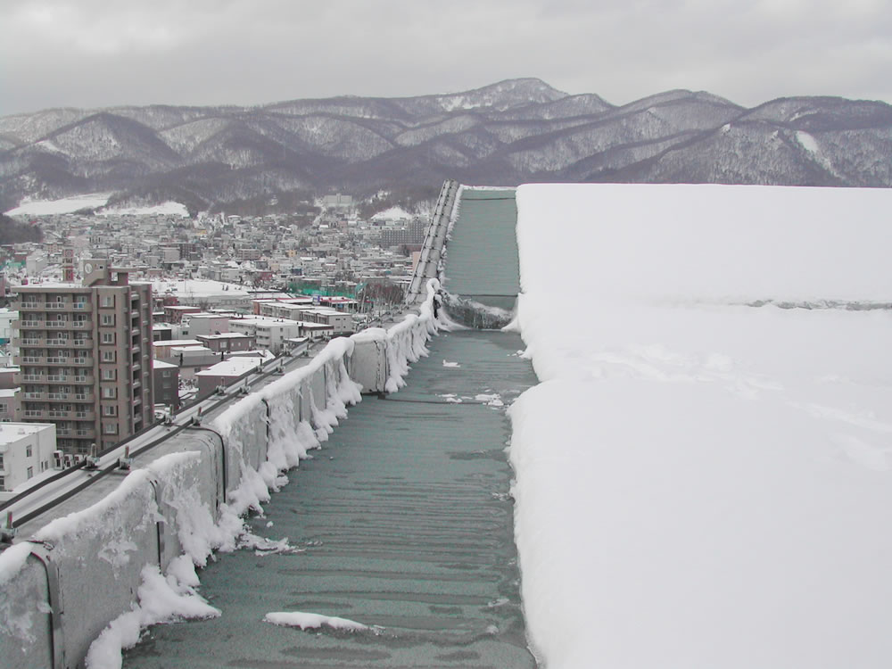 施工後の雪解け